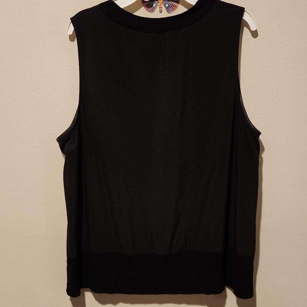 ❤️ ATHLETA BLACK ZEPHYR SHELL TOP, SMALL - Picture 8 of 8